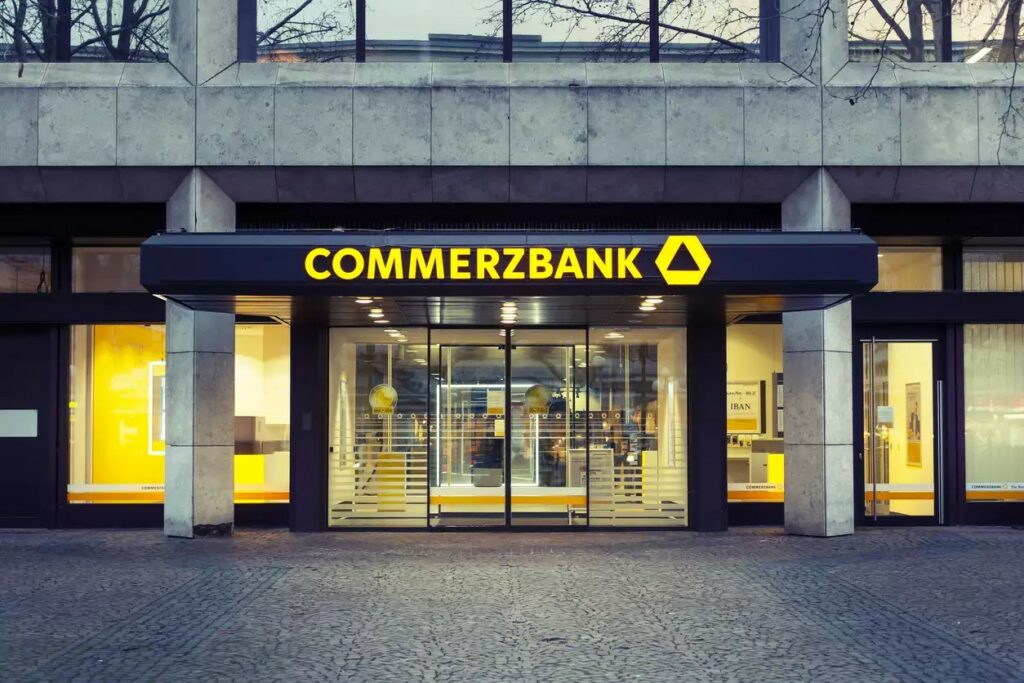 UniCredit: Στο 26% η συμμετοχή στην Commerzbank – Ενισχύει τη θέση της ως ο μεγαλύτερος μέτοχος