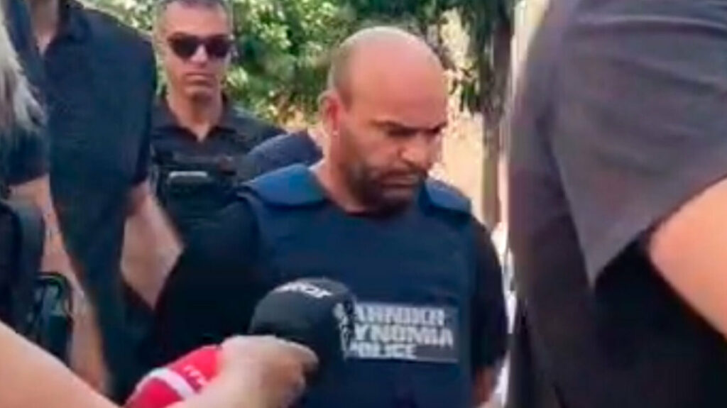 Βόλος: Μισή ώρα κράτησε η απολογία του 40χρονου συζυγοκτόνου