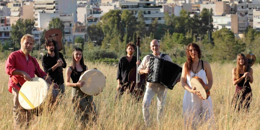 Πλούσιο καλλιτεχνικό πρόγραμμα στην έναρξη του Σεπτεμβρίου για το φεστιβάλ «Στη σκιά των βράχων»