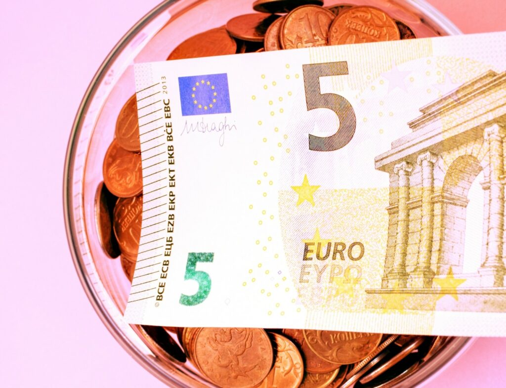 Έρευνα kariera.gr: Ένα στους 2 εργαζόμενοι ζητούν οικονομικό bonus ως επιβράβευση