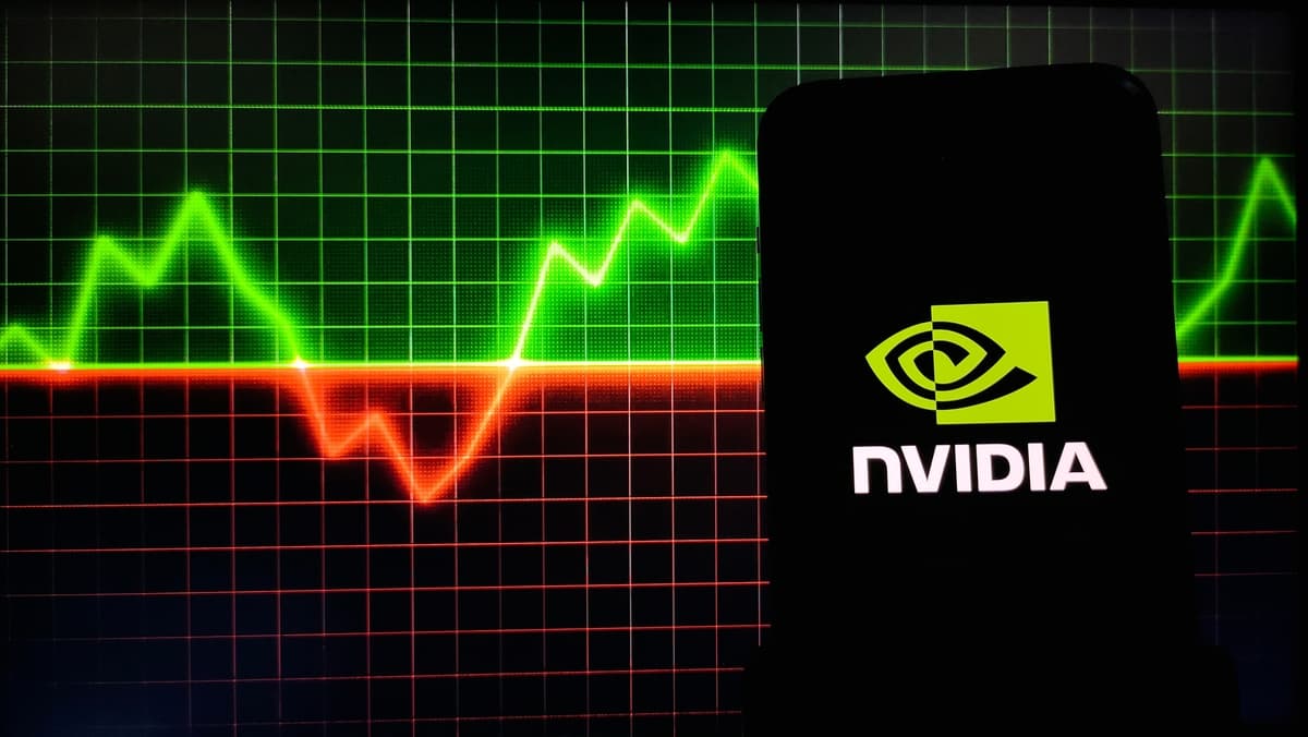 Nvidia: Πρόβλεψη 54 δισ. δολαρίων για το τρίτο τρίμηνο - Φρένο στην ανάπτυξη εξαιτίας της τεχνητής νοημοσήνης