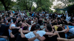 Ικαρία: Ακυρώθηκαν όλα τα πανηγύρια μετά τον θάνατο 19χρονου σε τροχαίο