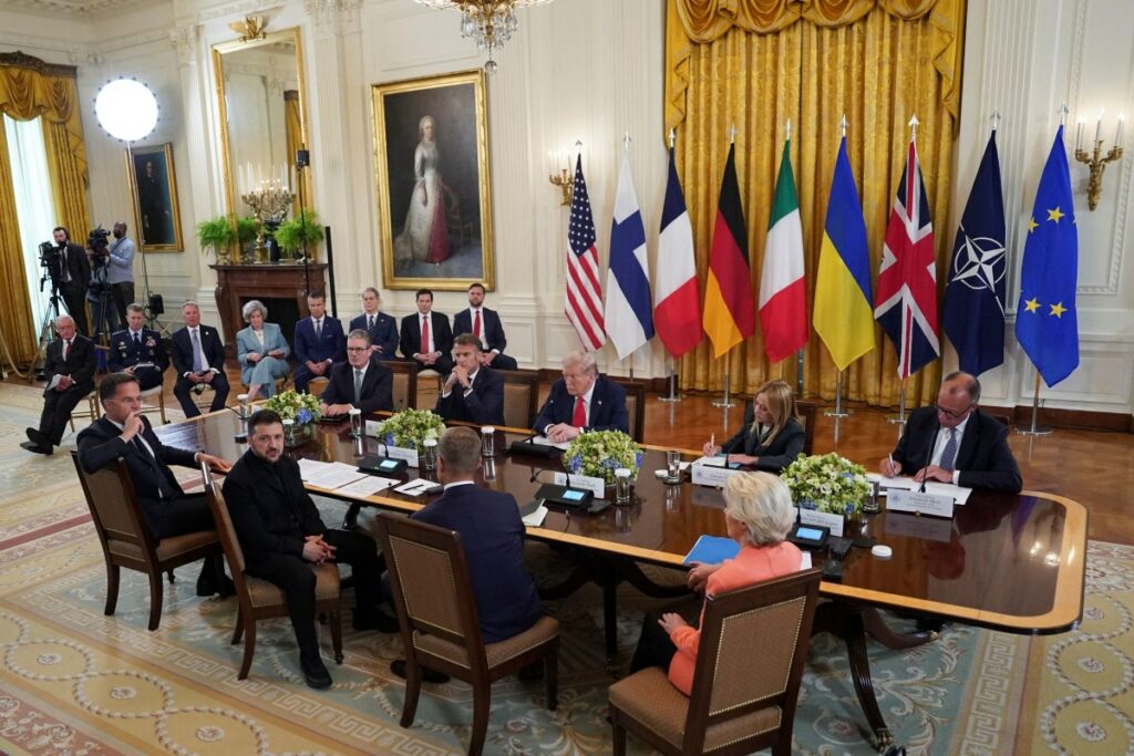 250818225134_2025-08-18T191052Z_620193621_RC2V9GA2Z3H2_RTRMADP_5_UKRAINE-CRISIS-SUMMIT-1200×800
