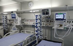 Πάτρα: Η 14χρονη από την Κεφαλονιά αποσωληνώθηκε και ζήτησε να αγκαλιάσει τους γιατρούς της