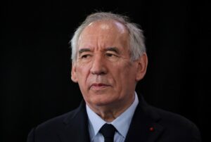 Φρανσουά Μπαϊρού: Δεν είμαι σίγουρος ότι είναι εφικτός ο συμβιβασμός