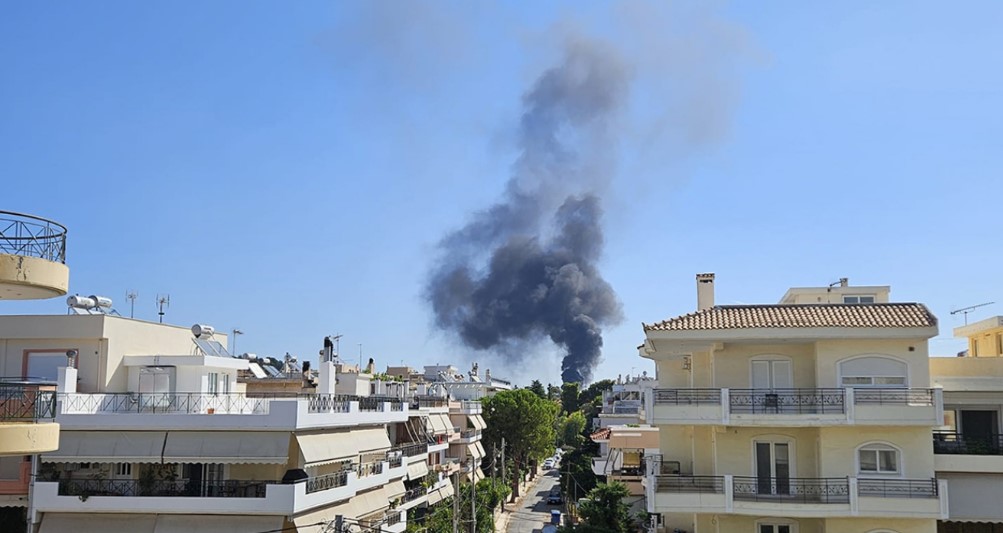 Φωτιά τώρα στο μουσικό σχολείο της Παλλήνης