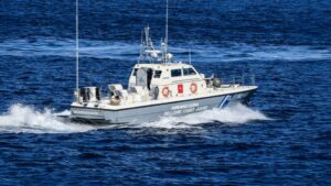 Έρευνες για αγνοούμενο και διάσωση 35 μεταναστών νότια της Γαύδου
