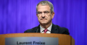 Σκάνδαλο στη Nestlé: Απολύθηκε ο CEO για «μυστική ερωτική σχέση» με υφιστάμενή του