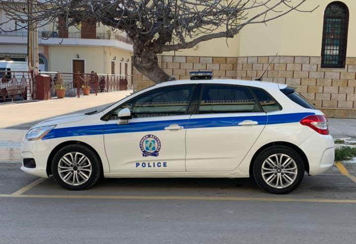 Τρόμος στη Θεσσαλονίκη: Μπούκαραν στο σπίτι 26χρονης δύο ληστές - Προσπάθησαν να τραυματίσουν αστυνομικούς με σύριγγες