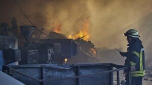 Η Ρωσία εξαπέλυσε κατά τη διάρκεια της νύχτας "τη μεγαλύτερη επίθεση" σε εγκαταστάσεις φυσικού αερίου