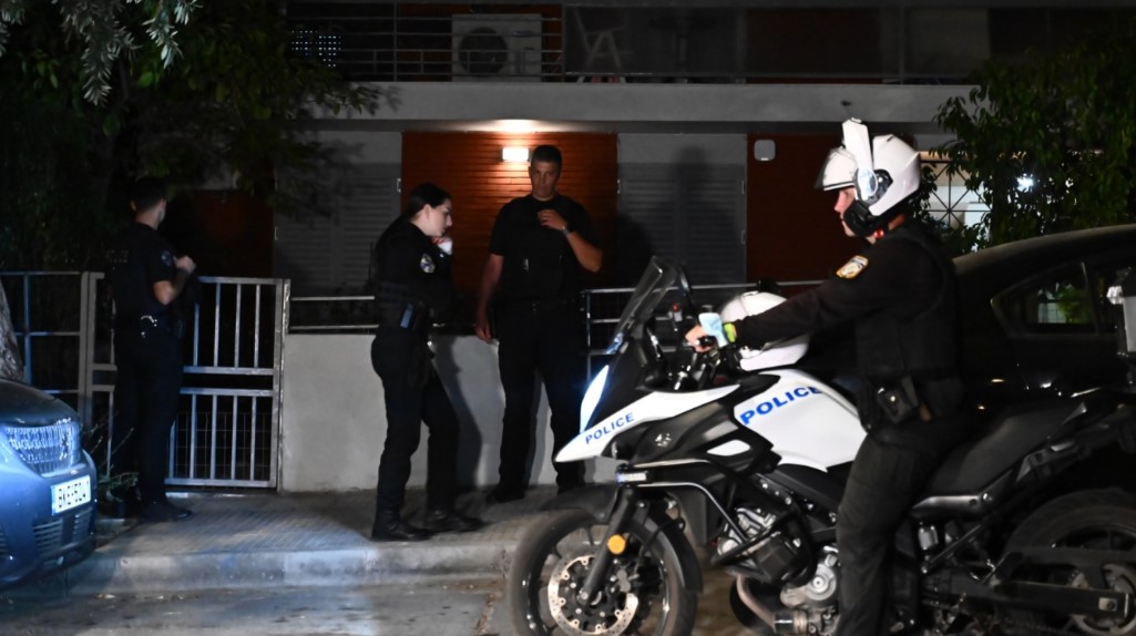 Νέος Κόσμος: Θρίλερ με το ηλικιωμένο ζευγάρι που βρέθηκε νεκρό - Τι εξετάζουν οι Αρχές