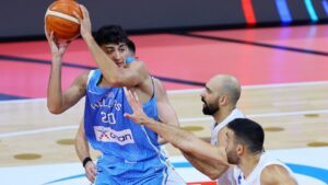 Υποψήφιος για το βραβείο Rising Star του EuroBasket ο Σαμοντούροβ