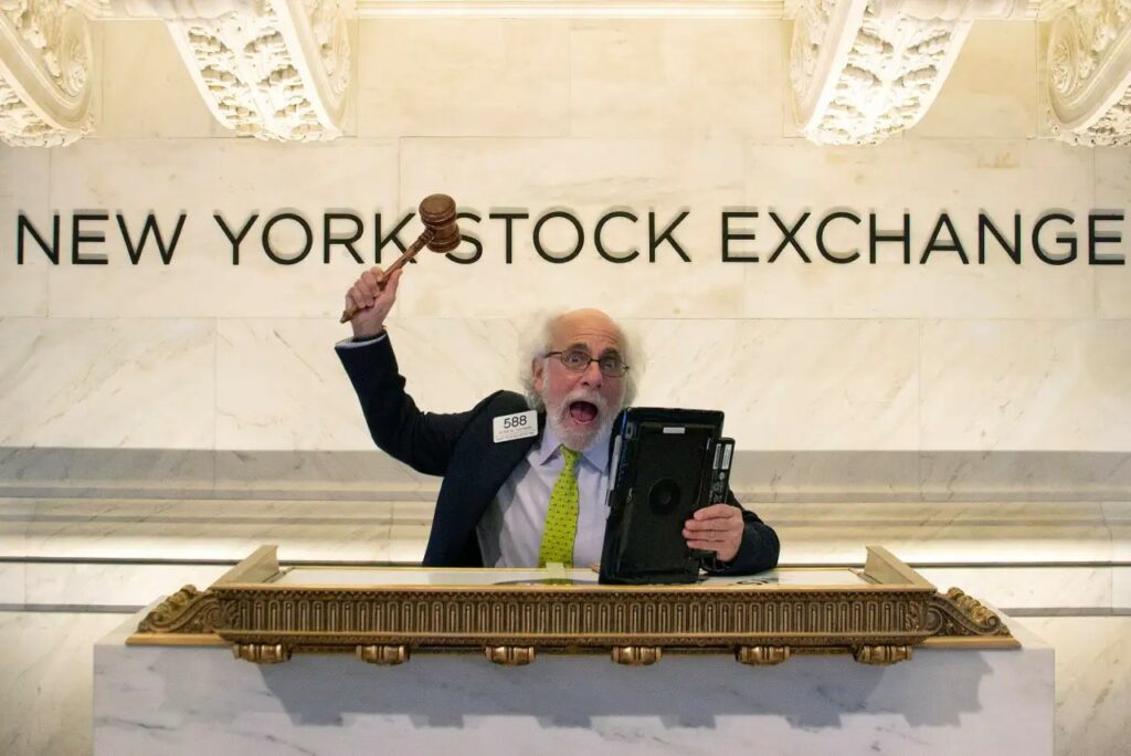 O Αϊνστάιν της Wall Street: Tο πρόσωπο που βλέπουμε σε κάθε κραχ και κάθε ράλι της αγοράς