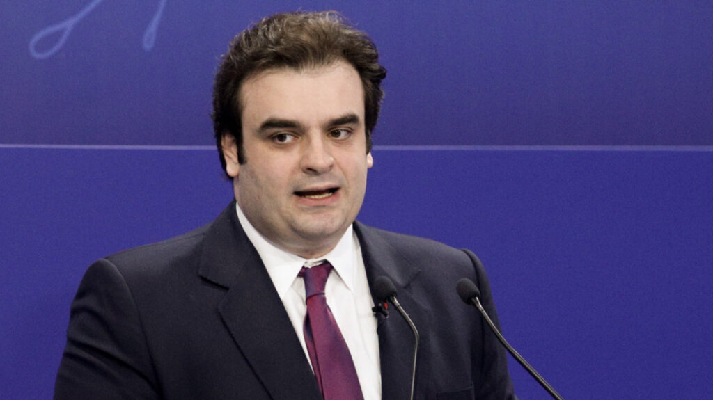 Κυριάκος Πιερρακάκης: Μειώνεται ο φορολογικός συντελεστής ανάλογα των αριθμό των παιδιών - Στο 9% για τρίτεκνους, μηδενίζεται για πολύτεκνους