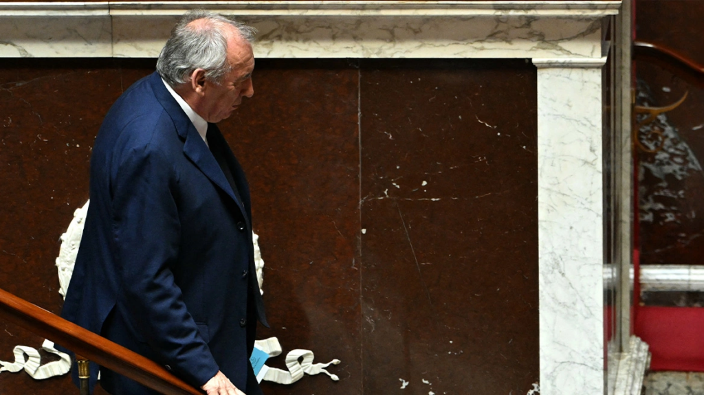 250908200431_xrwma-bayrou-neo_2