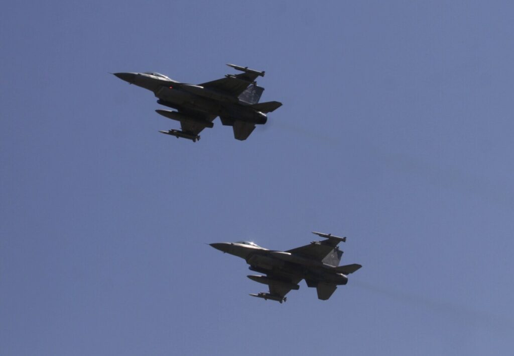 Πολωνία: Κατέρριψε ρωσικά drones που εισέβαλαν στον εναέριο χώρο της