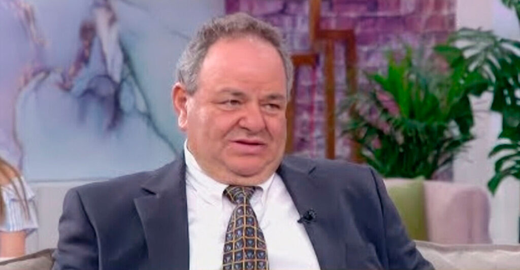 250911083335_giatros-1