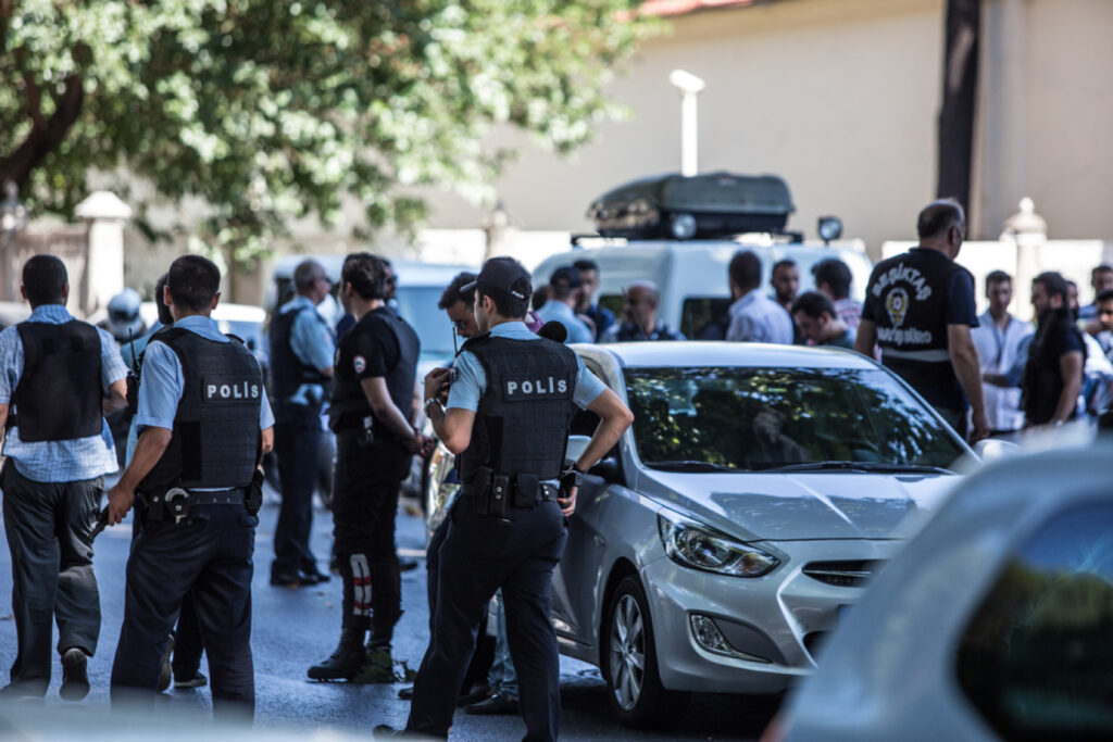 Τουρκία: Οι αρχές προχωρούν σε κατάσχεση 3 τηλεοπτικών σταθμών στο πλαίσιο «έρευνας για απάτη και φοροδιαφυγή»