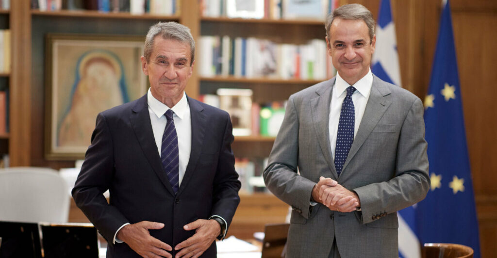 Στη Νέα Δημοκρατία προσχώρησε ο Ανδρέας Λοβέρδος