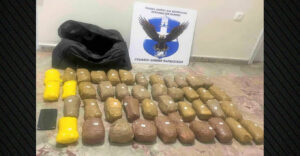 Φλώρινα: Συνελήφθη αλλοδαπός που μετέφερε 21,5 κιλά ηρωίνης