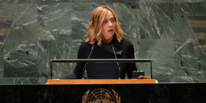 Μόνο αν απελευθερωθούν οι όμηροι θα αναγνωρίσει η Ιταλία την Παλαιστίνη δήλωσε η Τζόρτζια Μελόνι στον ΟΗΕ