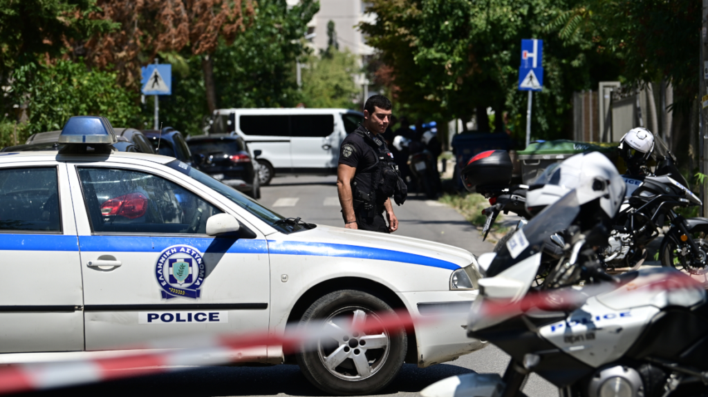 Αθήνα: Παλαιστίνιος χτύπησε περαστικό με μπουκάλι και δάγκωσε αστυνομικό