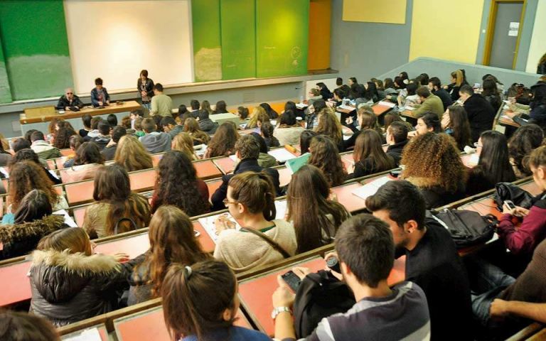 Ανοίγει σήμερα η πλατφόρμα υποβολής αιτήσεων για μετεγγραφές φοιτητών των Α.Ε.Ι. και Α.Ε.Α.