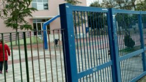 Κυψέλη: Τρεις ανήλικοι επιτέθηκαν σε 14χρονο συμμαθητή τους με ρόπαλα μέσα στο σχολείο