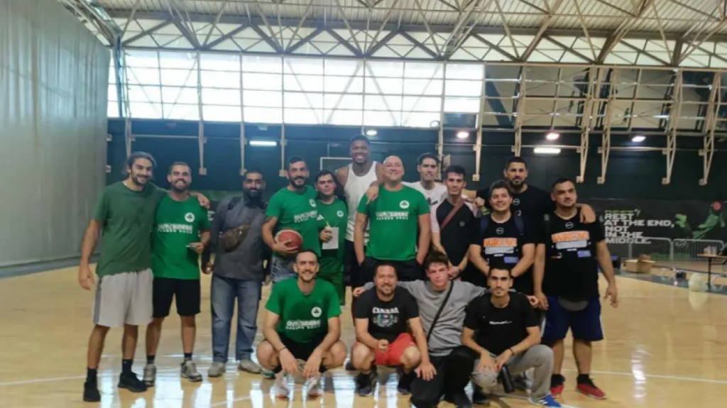 Γιάννης Αντετοκούνμπο: Προπονήθηκε με την ομάδα μπάσκετ Νοητικής Αναπηρίας του Παναθηναϊκού στο ΟΑΚΑ