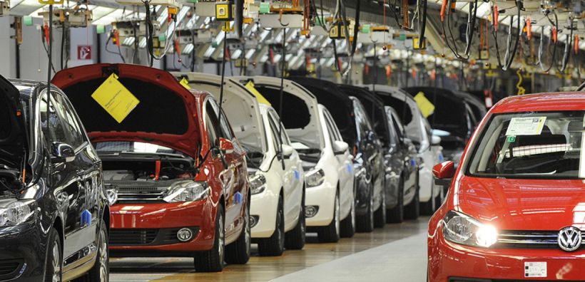 Κλυδωνίζεται η Γερμανία: Bosch, VW, Porsche και Ford κόβουν χιλιάδες θέσεις εργασίας