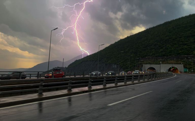 βροχές