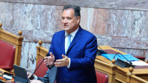 Άδωνις Γεωργιάδης κατά Σαράκη και μαρτύρων της Novartis: Κανέναν ηρωισμό δεν είχαν στο μυαλό τους αλλά μόνο τα λεφτά