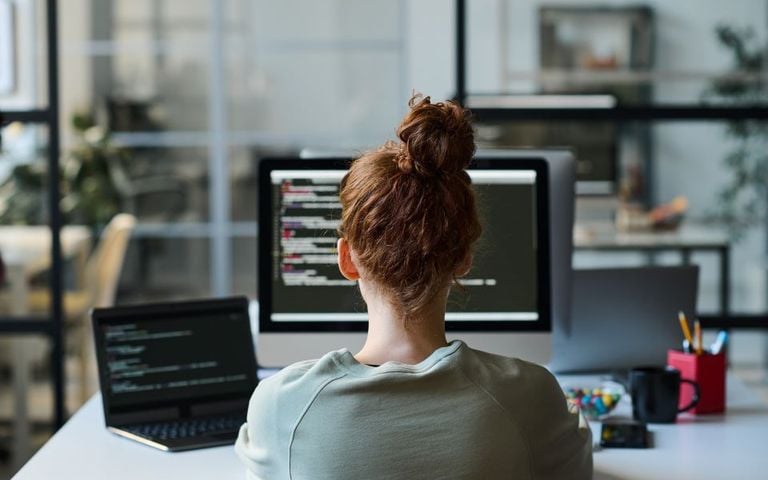 Η εποχή όπου ένα πτυχίο από κάποιο καλό πανεπιστήμιο εγγυόταν μια υψηλά αμειβόμενη θέση εργασίας έχει περάσει προειδοποιεί ο CEO του LinkedIn