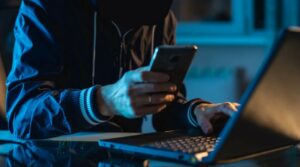 Πώς δρούσε το κύκλωμα επιστροφών ΦΠΑ: Έβρισκαν άνεργους, άνοιγαν εταιρείες και εισέπρατταν εκατομμύρια