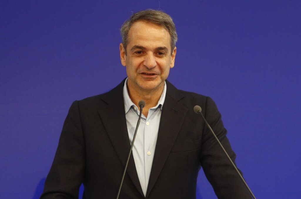 Στο συνέδριο της ΟΝΝΕΔ σήμερα ο Μητσοτάκης: Τα μηνύματα που θα στείλει και οι συζητήσεις για την παρέμβαση Δένδια υπέρ Ρούτσι