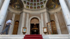 Αργία στον Δήμο Αθηναίων: Ποιες υπηρεσίες δεν λειτουργούν, ποιοι δρόμοι θα κλείσουν
