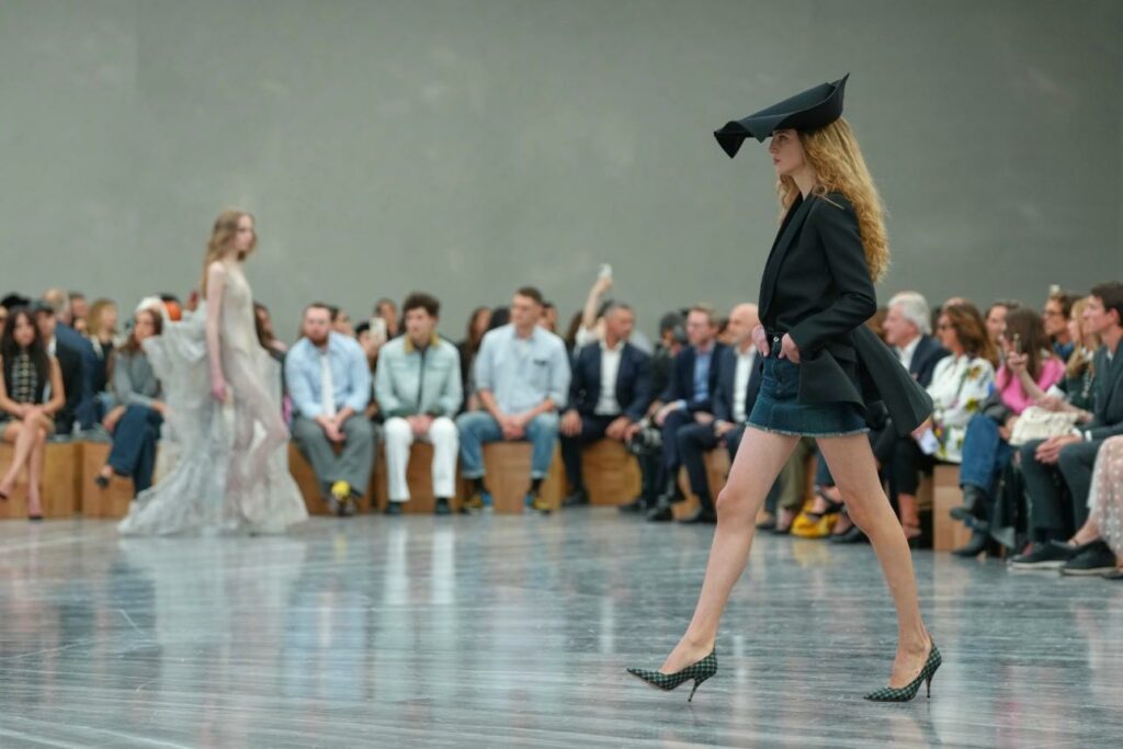 251003154950_dior-ss-26 (1)