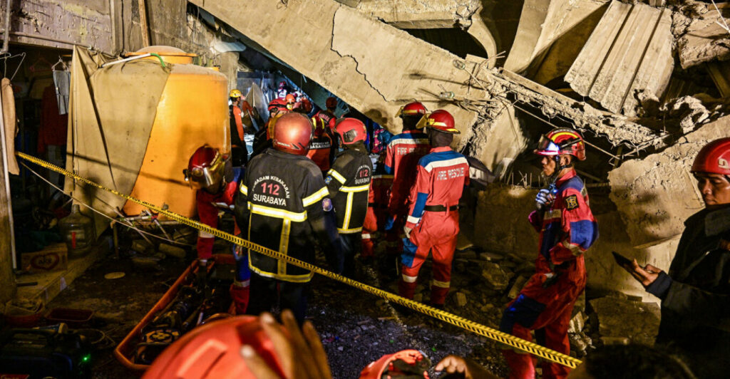 Ινδονησία: Τέλος οι έρευνες στο σχολείο που κατέρρευσε - 67 νεκροί σύμφωνα με τον τελικό απολογισμό