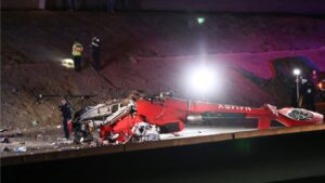 Καλιφόρνια: Συντριβή ελικοπτέρου σε αυτοκινητόδρομο - Δείτε βίντεο από τη στιγμή της πτώσης