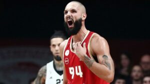 Φουρνιέ: «Θέλω να τελειώσω την καριέρα μου στον Ολυμπιακό»