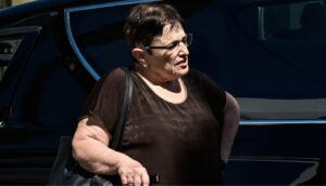 Στο Αγία Όλγα νοσηλεύτηκε η Αλέκα Παπαρήγα