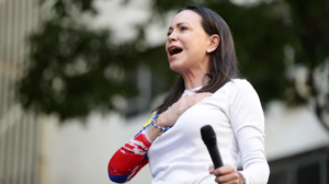 Διαβάστε ακόμη: Οι κληρονόμοι δεν θα πληρώνουν τα χρέη – Όλες οι αλλαγές που ετοιμάζονται Το ΣτΕ ανάβει το πράσινο φως για το Προεδρικό Διάταγμα του ΝΟΚ – Επανεκκίνηση στην οικοδομή» Eurobank Equities: Νέα εποχή για τον ΟΠΑΠ μετά το deal με την Allwyn Δημοσκόπηση GPO: Μπροστά 13,2% η ΝΔ από το δεύτερο ΠΑΣΟΚ – Τι λένε οι πολίτες για κόμμα Τσίπρα και Σαμαρά