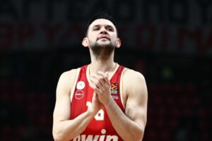 Ο Κώστας Παπανικολάου έτοιμος για ένα ιστορικό ορόσημο στη Euroleague