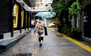 Καιρός: Έρχεται διπλή διαταραχή με βροχές και καταιγίδες που θα επηρεάσουν και την Αττική