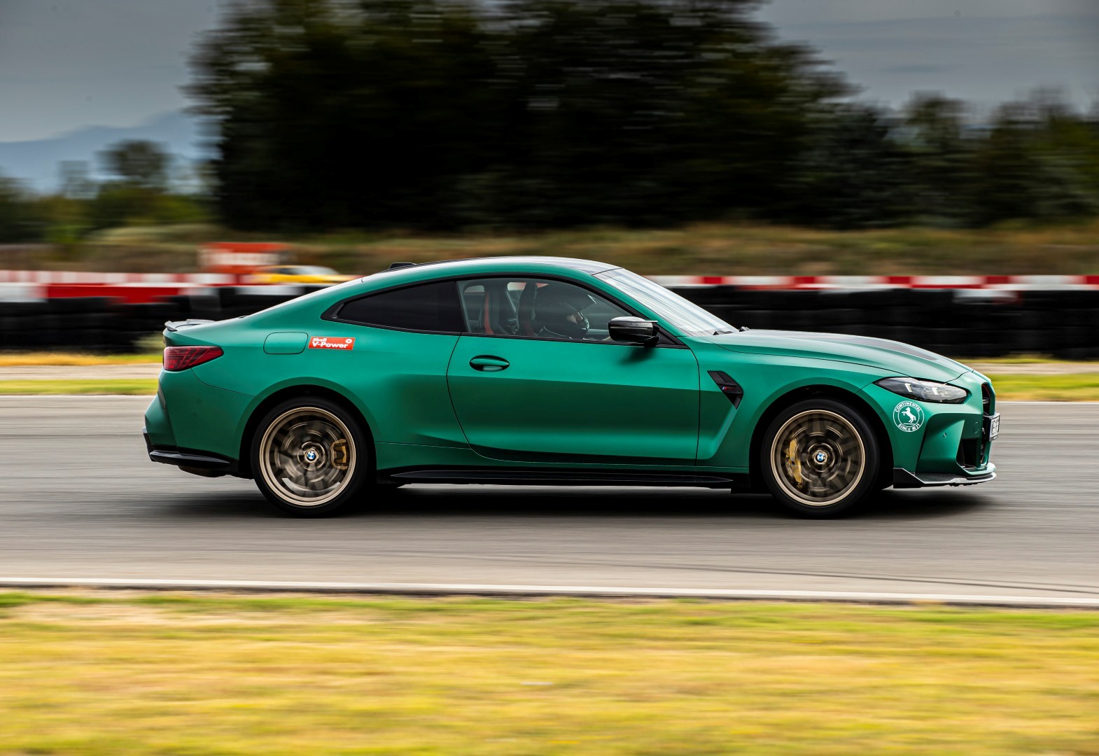 Το BMW M Festival έβαλε... φωτιά στις πίστες σε Μέγαρα και Σέρρες