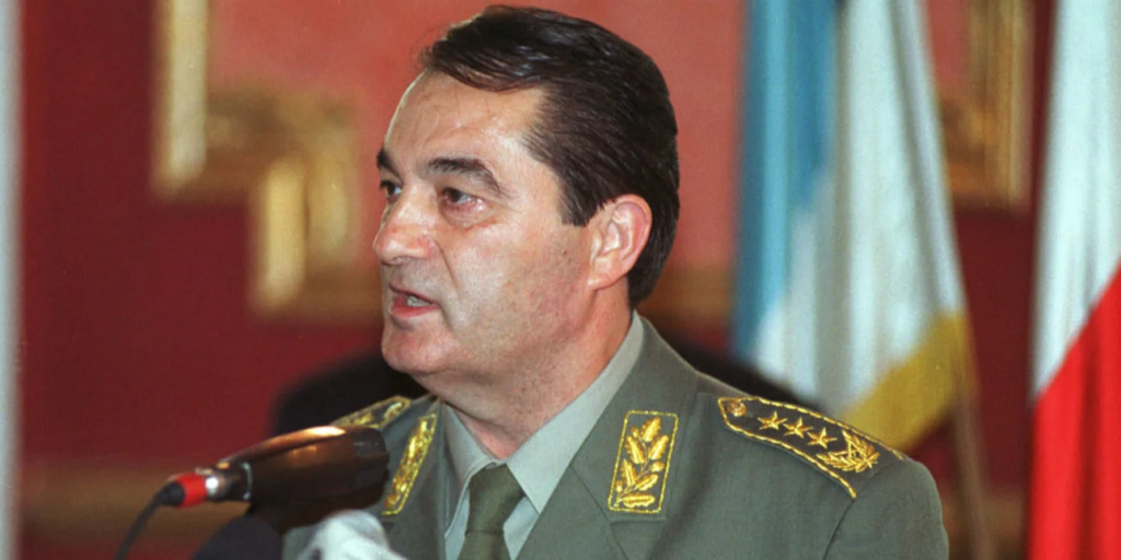 Πέθανε ο πρώην στρατηγός Νεμποίσα Πάβκοβιτς στη Σερβία που είχε καταδικαστεί για εγκλήματα πολέμου