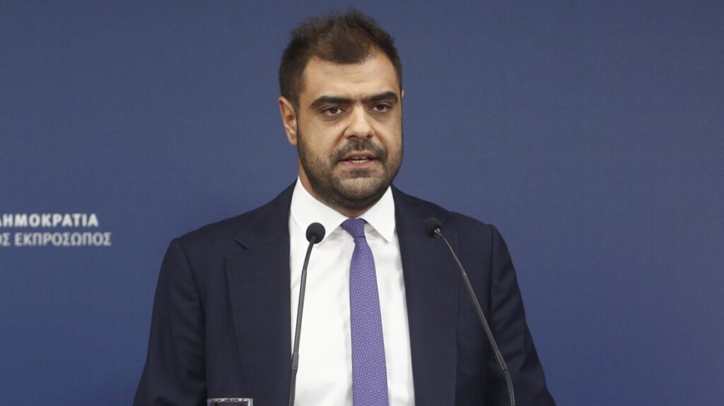 Αντιπαράθεση Μαρινάκη με Δούκα για τον Άγνωστο Στρατιώτη: «Δεν συμπεριφέρεται ως δήμαρχος» - «Ο αγώνας συνεχίζεται»