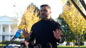 Στη Σουηδία σήμερα ο Ζελένσκι - Υπογράφει συμφωνία για εξαγωγές όπλων