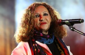 Γλυκερία για Διονύση Σαββόπουλο: «Υπήρξε πρωτοπόρος»