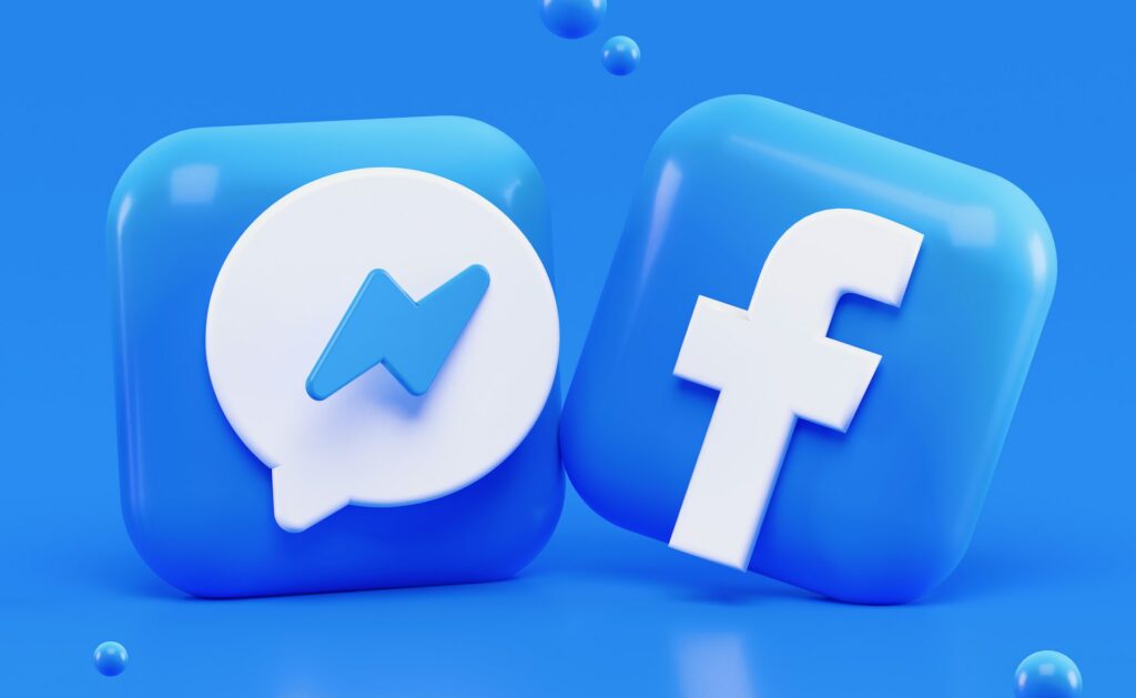 Πρωταθλήτρια η Ελλάδα στη χρήση Facebook – Tι δείχνει το Ευρωβαρόμετρο 2025 για τα social media